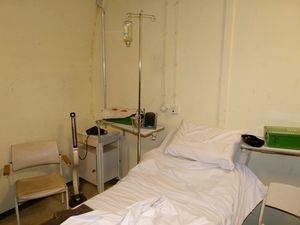 Krankenzimmer: Syrien vor dem Zusammenbruch (Foto: pixelio.de, Dieter Schütz)