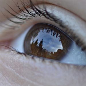 Auge: Anstrengung bei Pupillen sichtbar (Foto: pixelio.de, Olaf Barth)