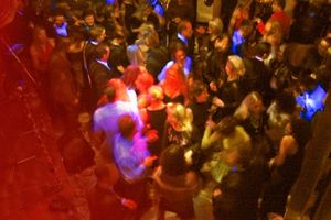Nachtclub: Männer nur bei bestimmten Frauen erfolgreich (Foto: pixelio.de/Sturm)
