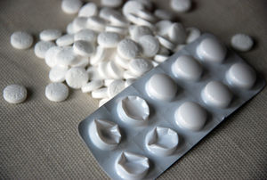 Tabletten: Nanopartikel besser als Antibiotika (Foto: pixelio.de/Verena Münch)