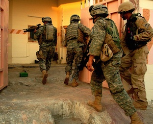 Irak: Range-R wurde für das Militär entwickelt (Foto: flickr.com/US Army)