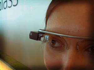 Erweiterte Realität: Googles Project Glass in Aktion (Foto: flickr.com/zugaldia)