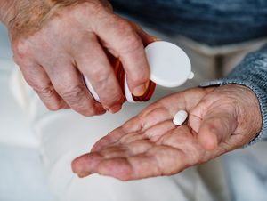 Medikament: Leben soll maximal verlängert werden (Foto: unsplash.com, rawpixel)