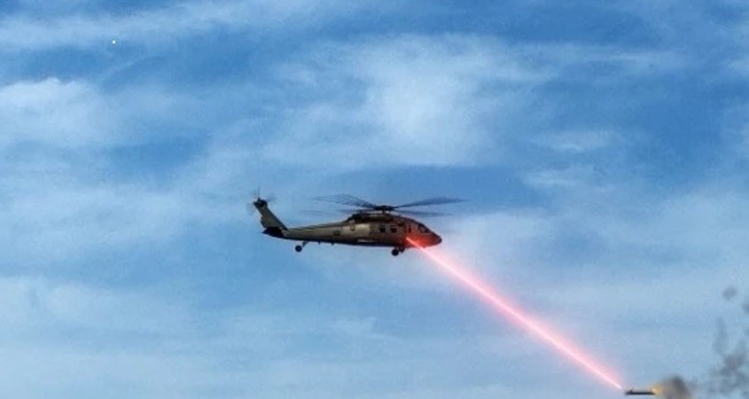 Laserkanone lässt Raketen und Drohnen erblinden