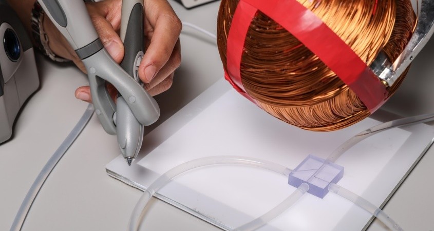 Mikroroboter passt jetzt in die feinsten Adern