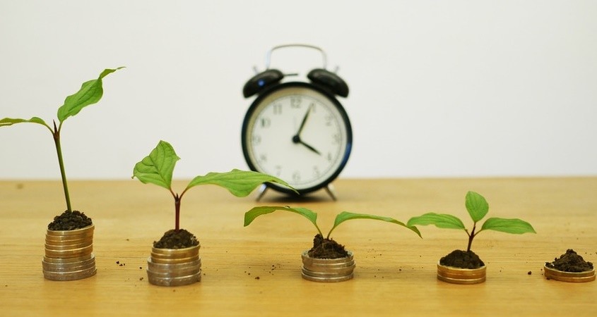 Inflation drückt Zinsen für Sparer ins Minus