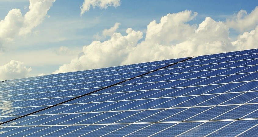 Neue Prüftechnik macht Solarenergie billiger