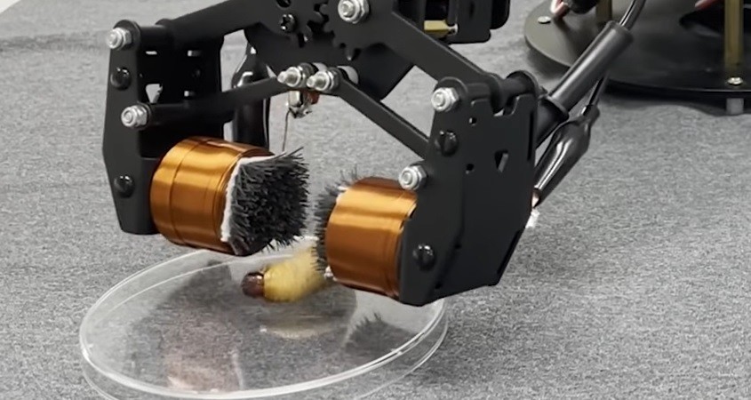 Magnetfeld verwandelt Stoff in Robotergreifer