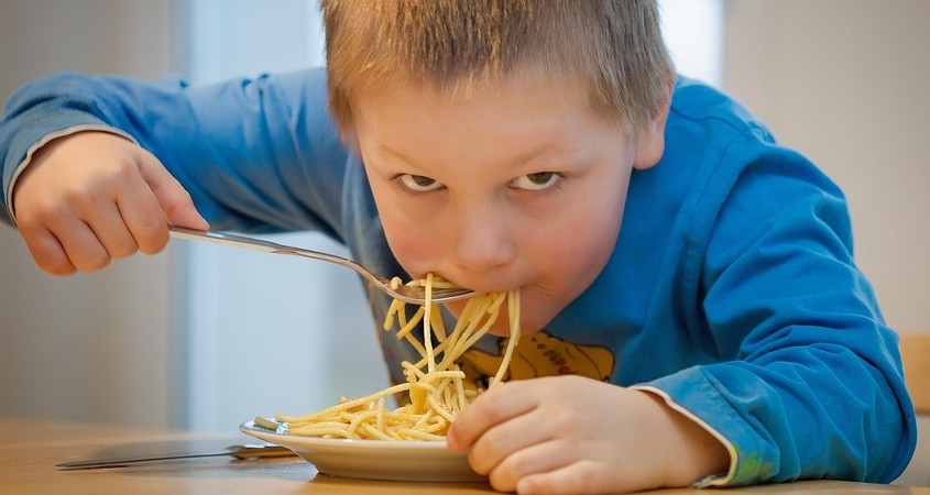 Pflanzenbasierte Ernährung für Kinder gesund