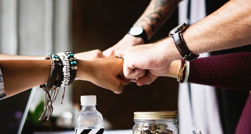 Sozialkapital hilft gegen schummelnde Manager