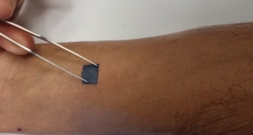 Neues E-Tattoo kontrolliert Herz und Muskeln