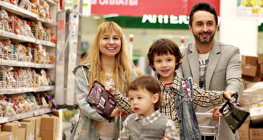 Supermarkt verwandelt sich zum Werbetempel