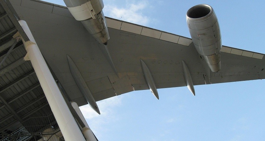 CFK-Bauteile melden kleinste gef&auml;hrliche Risse