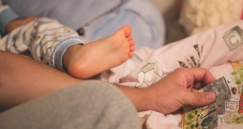 Schwerkranke Kinder: Pflege zu Hause schwierig