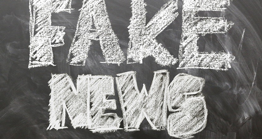 Lehrer kämpfen mit Fake News aus Social Web