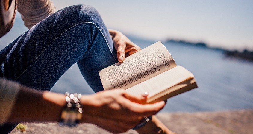 Deutsche lieben Bücher und Comics zu Games