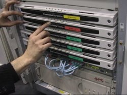 Linux-Mail-Server sendet 100.000 Mails in der Stunde