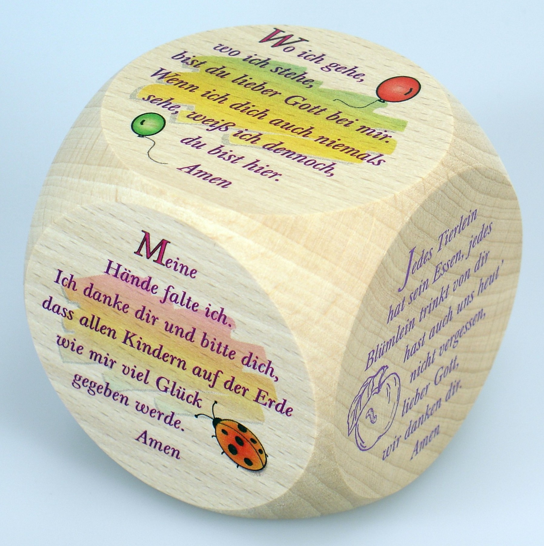 Krippen, Kreuze und viele christliche Weihnachtsgeschenke