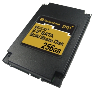 Mit 256 Gigabyte im 2,5-Zoll-Formfaktor zieht die SSD mit Magnet-Festplatten gleich (Foto: PQI)