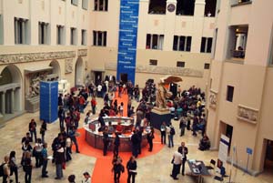 Uni Zürich informiert (Foto: Universität Zürich, Christoph Schumacher)