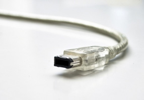 FireWire wird schneller (Foto: pixelio.de)