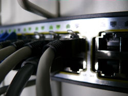 Forscher wollen anwenderfreundliches Gigabit-Heimnetzwerk entwickeln (Foto: pixelio.de)