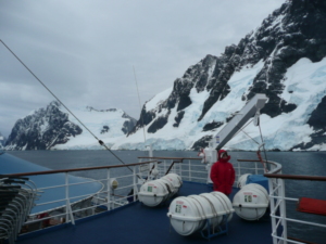 Lemarie-Kanal in der Antarktis (Foto: pixelio/Klaus-50321)