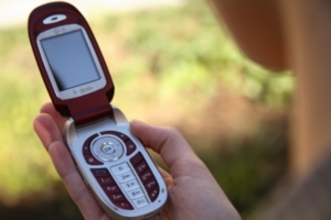 Werbung am Handy nervt deutsche Konsumenten (Foto: pixelio.de, Webwebwebber)