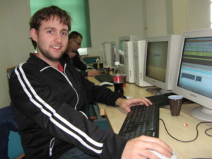 Studenten beim IT-Forensik-Intensivprogramm in Polen (Foto: Rainer Poisel)