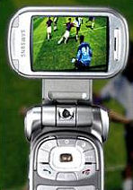 Mit DVB-H ist man am Handy immer am Ball (Foto: Samsung)