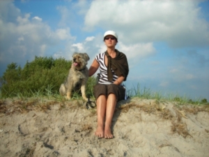 Artgerechte Haltung und Fachwissen sind Schlüssel zur Mensch-Hund-Harmonie (Foto: pixelio.de, sassi)