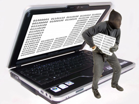 Datenklau ist nur eine mögliche Form von Internetkriminalität (Foto: pixelio.de, Antje Delater)