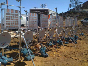 Ausrüstung für das Solarstrom-Beam-Experiment auf Hawaii (Foto: managedenergytech.com)