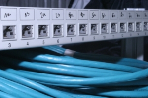Ethernet: 100 Gigabit pro Sekunde rücken näher (Foto: pixelio.de, elm)