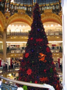 Kaufhäuser zur Weihnachtszeit stark betroffen (Foto: pixelio.de, Fotokruemel)