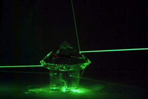 Lasertechnologie ist vielseitig einsetzbar (Foto: pixelio.de, gnubier)