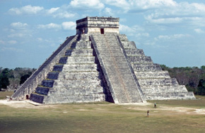 Die Maya besaßen bereits ein weitentwickeltes Kalender-System (Foto: pixelio.de, Helmut Wegmann)