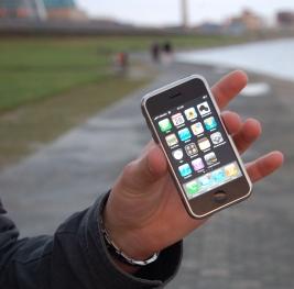 iPhone-Applikation errget die Gemüter (Foto: pixelio.de, Lars Mikloweit/Danny König)