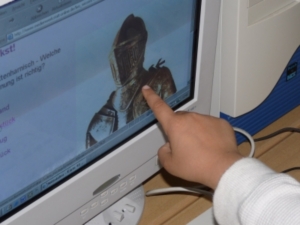 Kinder haben einen sehr intuitiven Zugang zu Computer und Web (Foto: pixelio.de, Dieter Schütz)