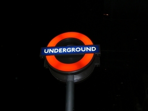 Finanzstandort London drohen neue Kündigungswellen (Foto: pixelio.de, Angelina Ströbel)