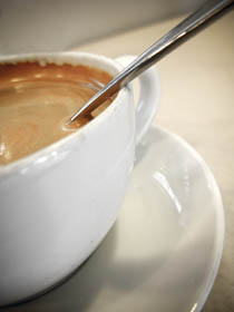 Kaffee beeinflusst Alzheimer-Erkrankung positiv (Foto: aboutpixel.de)