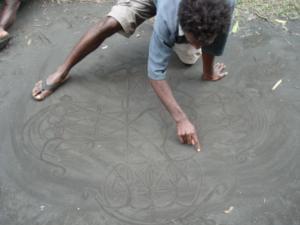 Die kunstvollen Sandzeichnungen der Einwohner von Ambrym gelten als einzigartig