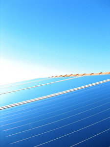 China stellt erneut Förderungen für Solarbranche in Aussicht (Foto: aboutpixel.de, YariK)