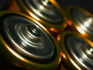 USA investieren Mrd. in Entwicklung von Elektroautobatterien (Foto: aboutpixel.de, Benzo)