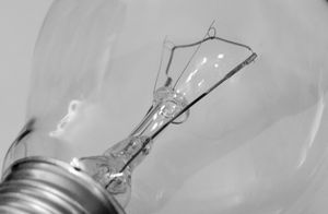 Ende der Glühbirne ist erst der Anfang für mehr Regulierung (Foto: aboutpixel.de, Grabscheit) Ende der Glühbirne ist erst der Anfang für mehr Regulierung (Foto: aboutpixel.de, Grabscheit)