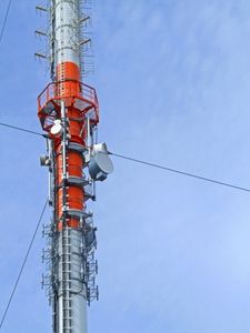 Mobilfunkmast - demnächst auch Mobile-TV-Sender? (Foto: aboutpixel.de, Rainer Sturm) Mobilfunkmast - demnächst auch Mobile-TV-Sender? (Foto: aboutpixel.de, Rainer Sturm)