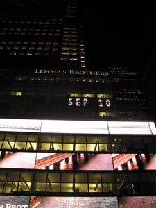 Lehman Brothers New York wenige Tage vor der Pleite (Foto: pixelio.de, Claus-P. Schulz) Lehman Brothers New York wenige Tage vor der Pleite (Foto: pixelio.de, Claus-P. Schulz)