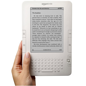 Der Kindle-Reader von Amazon soll das E-Book-Geschäft ankurbeln (Foto: amazon.com)