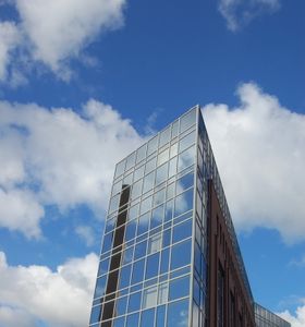 Eingefrorene Immobilienfonds bleiben länger geschlossen (Foto: pixelio.de, Michael Ottersbach)