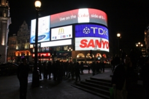 Die britische Werbebranche kämpft mit negativen Imagewerten (Foto: pixelio.de/Alexander Hauk)